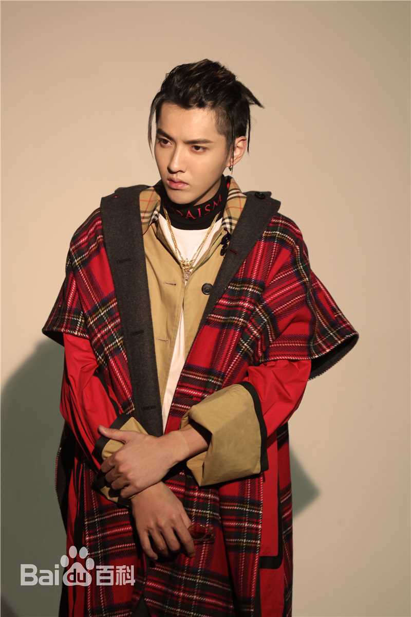 吴亦凡(KRIS)形象代言素颜照相册