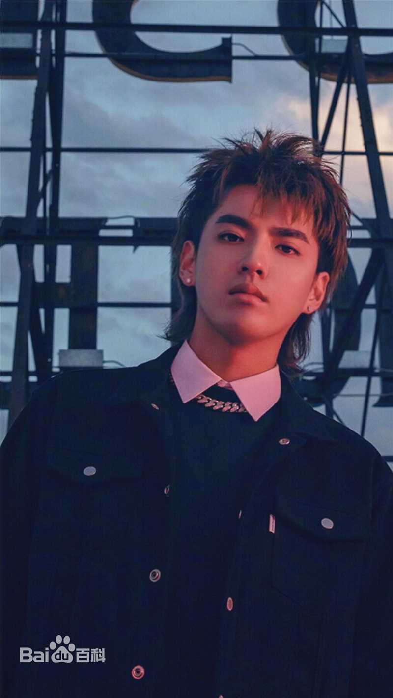 吴亦凡(KRIS)形象代言素颜照相册