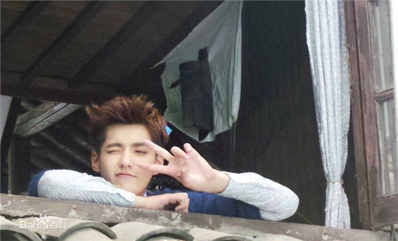 最全吴亦凡(KRIS)在《原来你还在这里》程铮中的相册