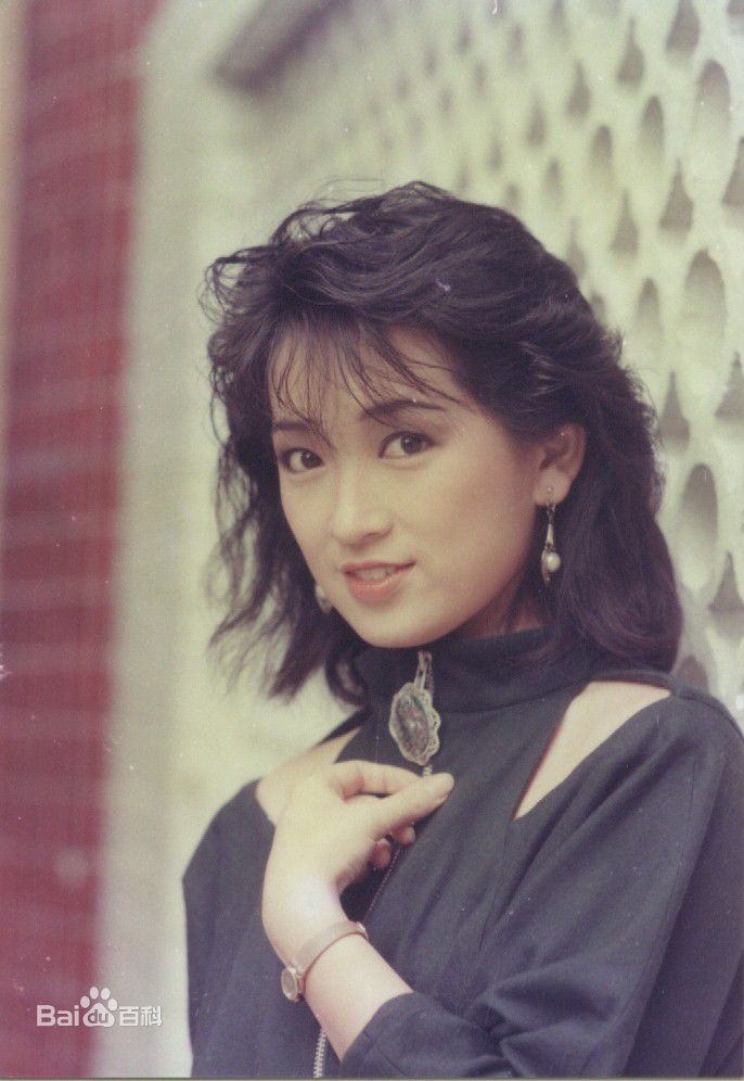 龚慈恩(Mini Kung)生活照前后照片