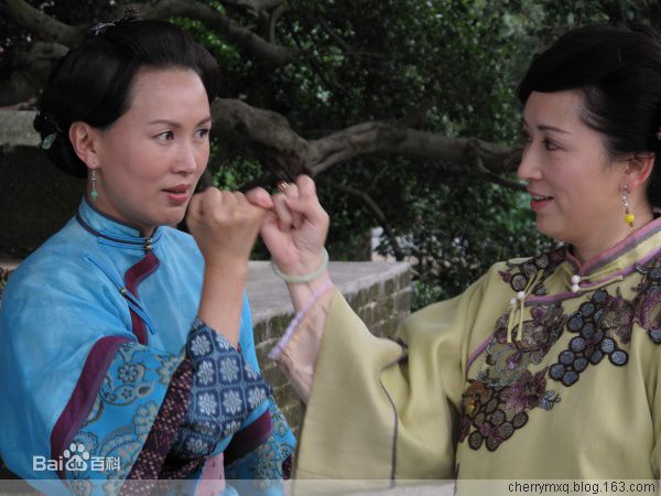 高清龚慈恩(Mini Kung)在《跟红顶白大三元》开播宣传会中的图集