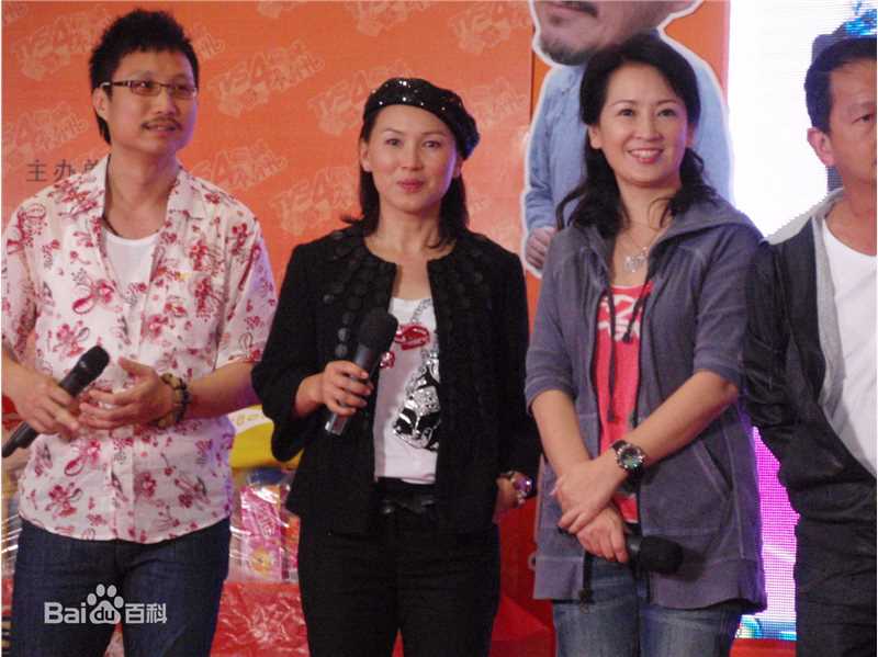 高清龚慈恩(Mini Kung)在《跟红顶白大三元》开播宣传会中的图集