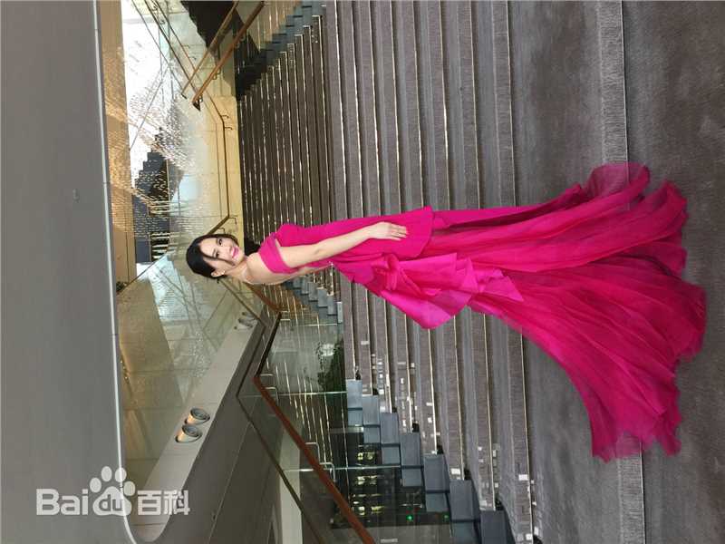 孟瑶(NatalieYaoMeng)艺术照片图片图册