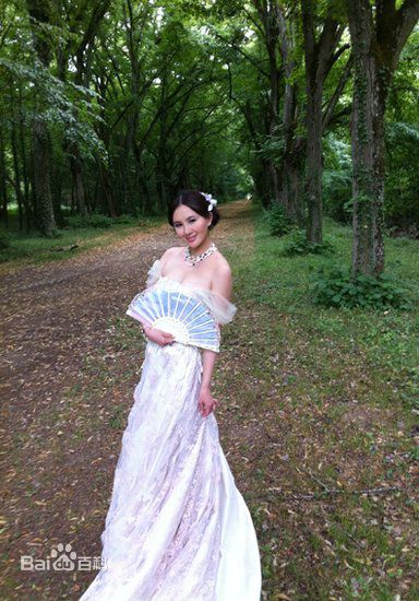 孟瑶(NatalieYaoMeng)婚纱照图册