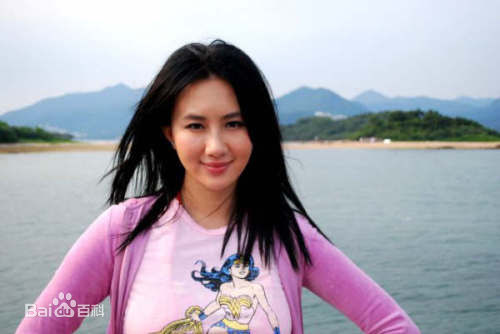 孟瑶(NatalieYaoMeng)生活照壁纸壁纸