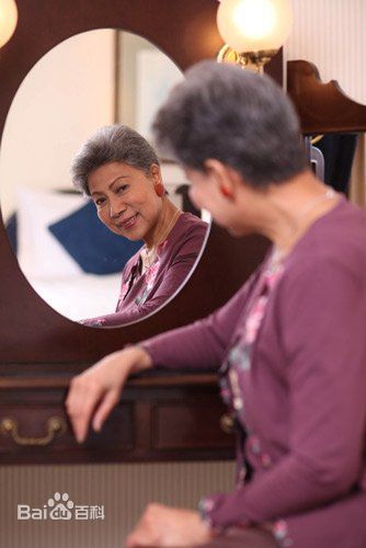 最新罗兰(Helena Law Lan)壁纸