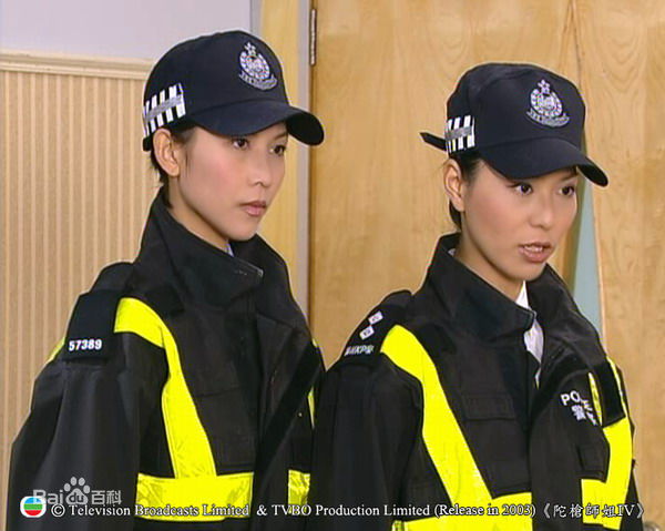 滕丽名(Joyce Tang)2004年《陀枪师姐4》最优质剧照