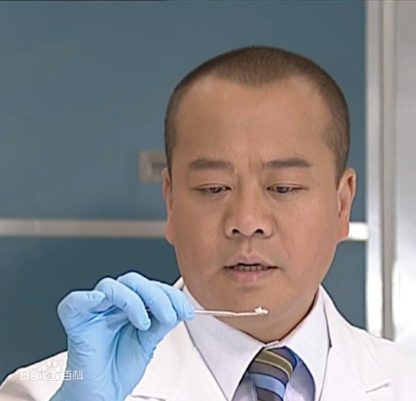 欧阳震华(Bobby Au—Yeung)《法证先锋》最新剧照