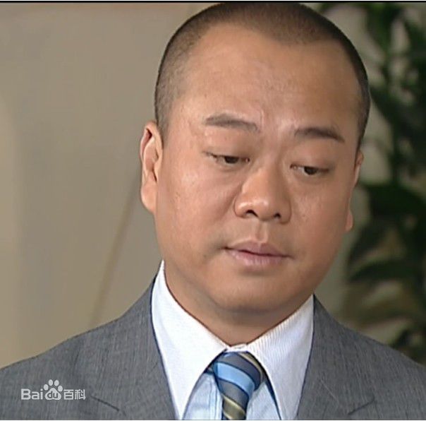 欧阳震华(Bobby Au—Yeung)《法证先锋》最新剧照