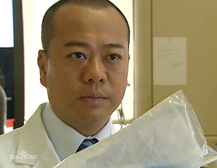 欧阳震华(Bobby Au—Yeung)《法证先锋》最新剧照