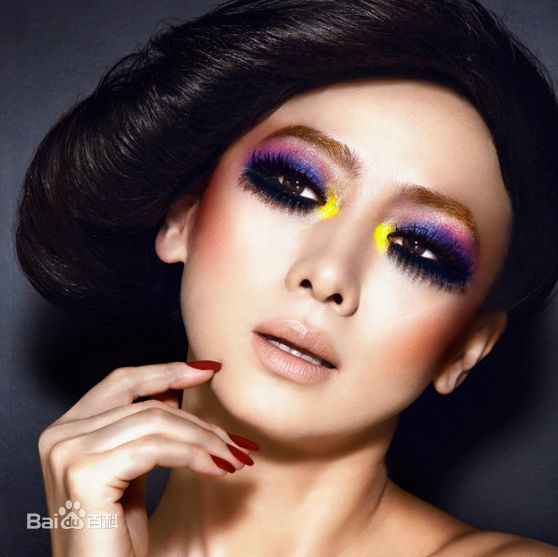 翁虹(Ewong ，Yvonne Yung Hung)逆生长女王图片图集