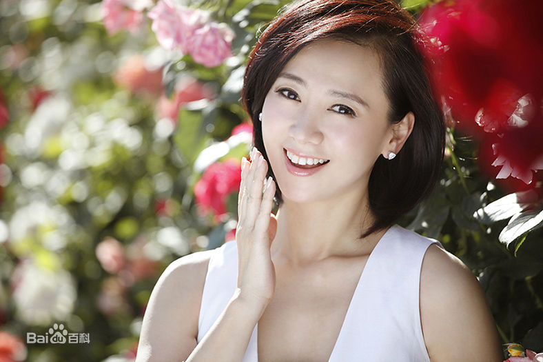 翁虹(Ewong ，Yvonne Yung Hung)逆生长女王图片图集