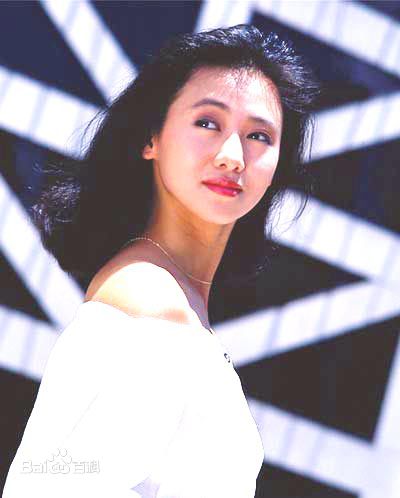 最新翁虹(Ewong ，Yvonne Yung Hung)精彩图册