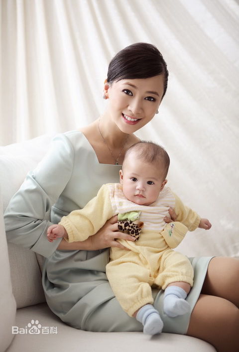 最新翁虹(Ewong ，Yvonne Yung Hung)精彩图册