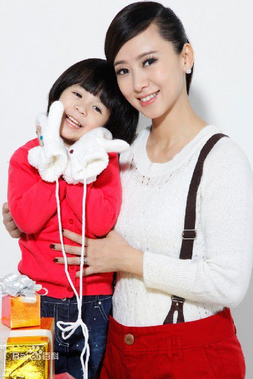 翁虹(Ewong ，Yvonne Yung Hung)最优质时尚杂志封面相册