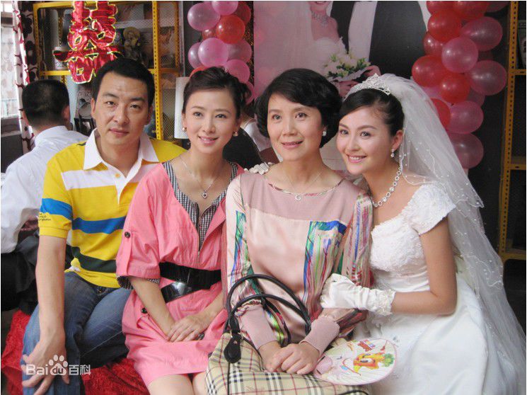 翁虹(Ewong ，Yvonne Yung Hung)《微风吹乱的爱情》最全剧照