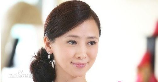 翁虹(Ewong ，Yvonne Yung Hung)《一不小心爱上你》剧照