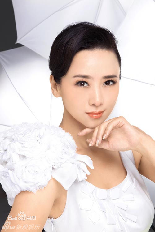 最全翁虹(Ewong ，Yvonne Yung Hung)精彩图册