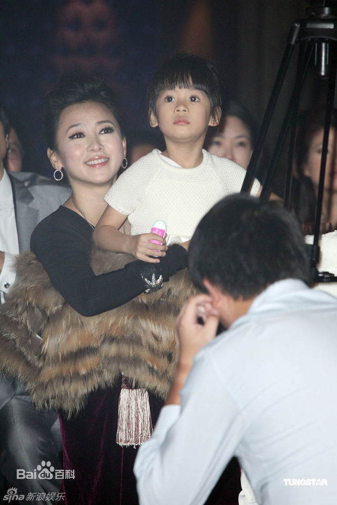 翁虹(Ewong ，Yvonne Yung Hung)精彩图册