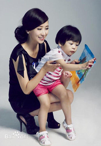 最优质翁虹(Ewong ，Yvonne Yung Hung)素颜照