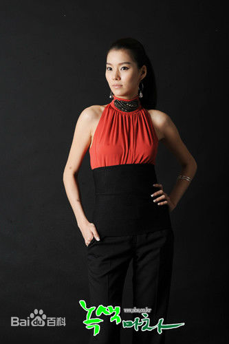 黄智贤(（朝鲜语）)前后照片