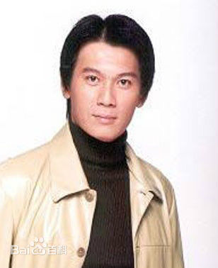 甄志强(YAN CHIKEUNG)生活照