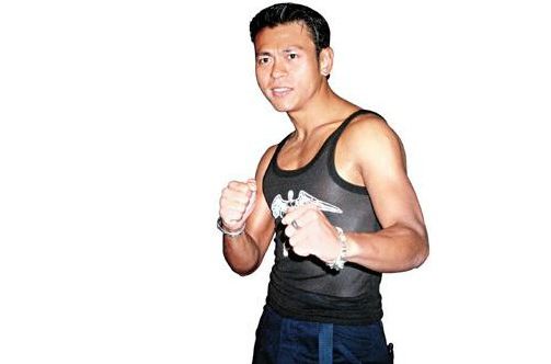 高清容锦昌(Kam-Cheong Yung)性感图片