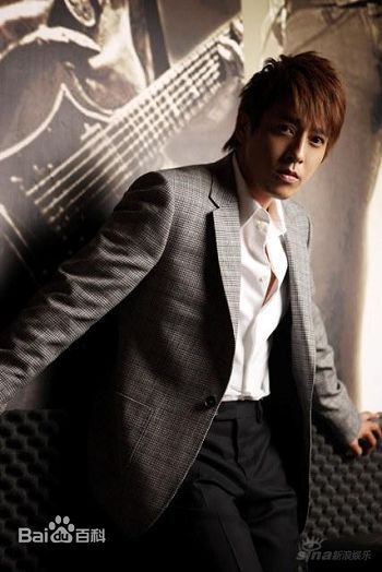 吕颂贤(Jackie Lui)个人