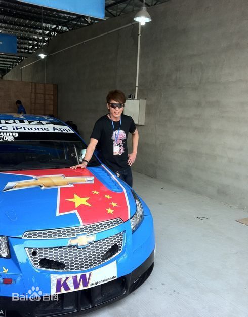 吕颂贤(Jackie Lui)生活照壁纸壁纸