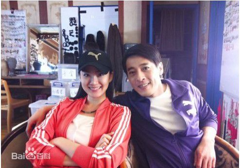 吕颂贤(Jackie Lui)生活照壁纸壁纸