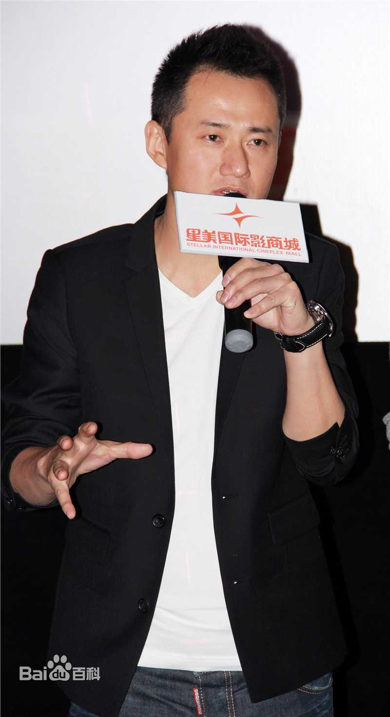 刘国楠拍摄现场和工作图片素颜照相册