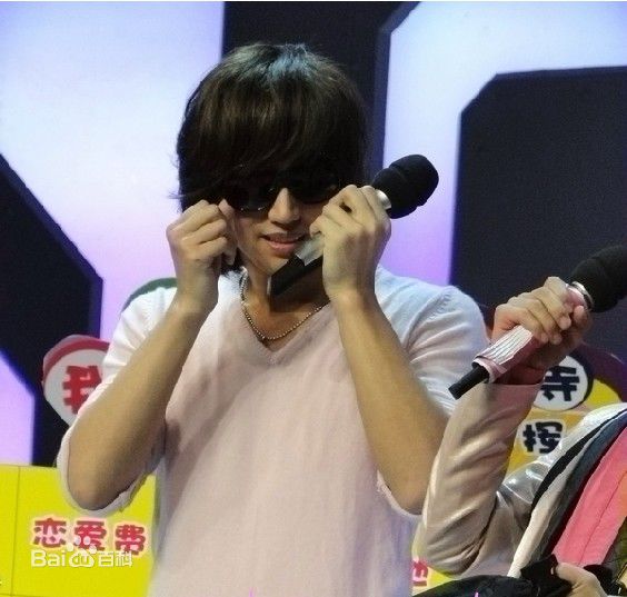 言承旭(Jerry Yan)2010年12月20日录制快乐大本营图册