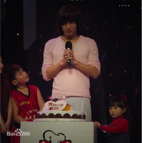 言承旭(Jerry Yan)2010年12月20日录制快乐大本营图册