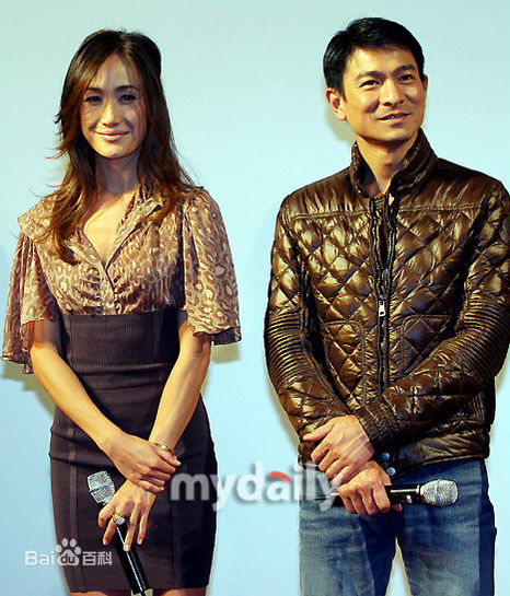 李美琪(Margaret Denise Quigley；Ly M  K （越南文）)麦琪Q的合影前后照片