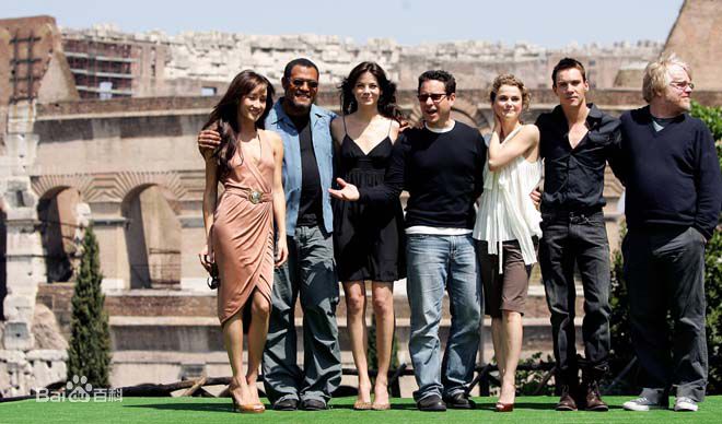 李美琪(Margaret Denise Quigley；Ly M  K （越南文）)麦琪Q的合影前后照片