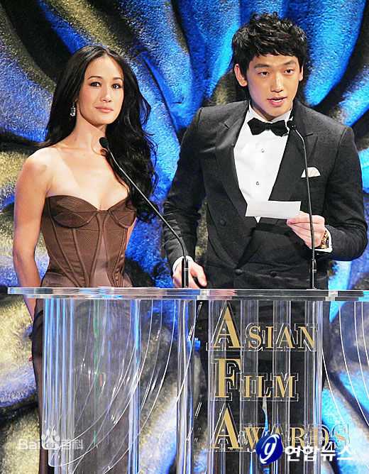 李美琪(Margaret Denise Quigley；Ly M  K （越南文）)麦琪Q的合影前后照片