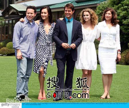 李美琪(Margaret Denise Quigley；Ly M  K （越南文）)麦琪Q的合影前后照片