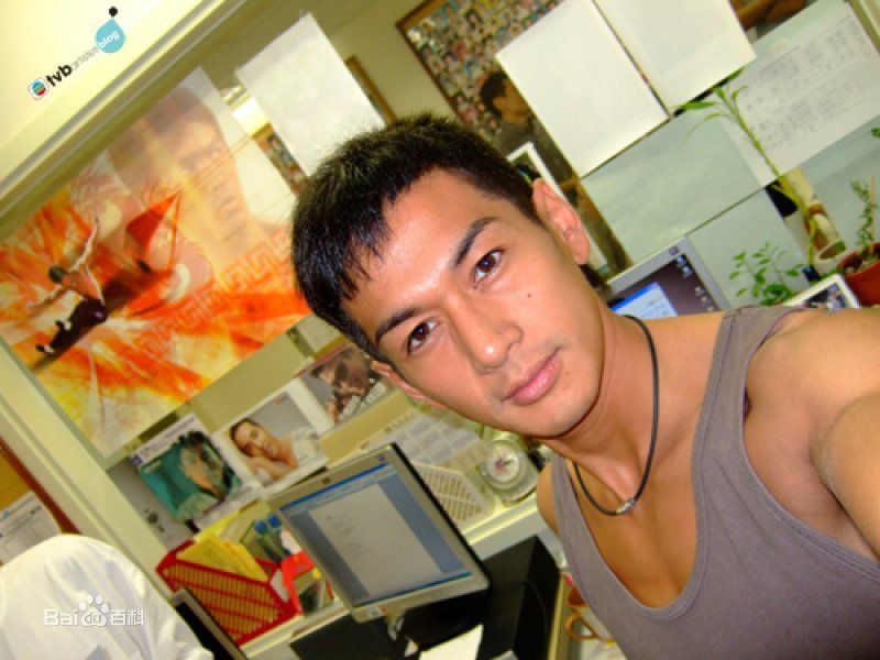 吴家乐(CARLONG)照