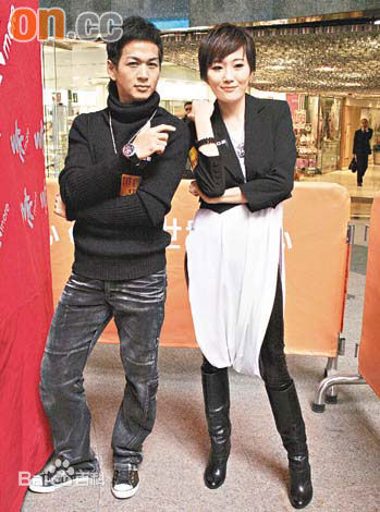 吴家乐(CARLONG)出席活动照素颜照相册