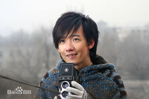 陈庆祥(Tan Kheng Seong)阿牛画册前后照片