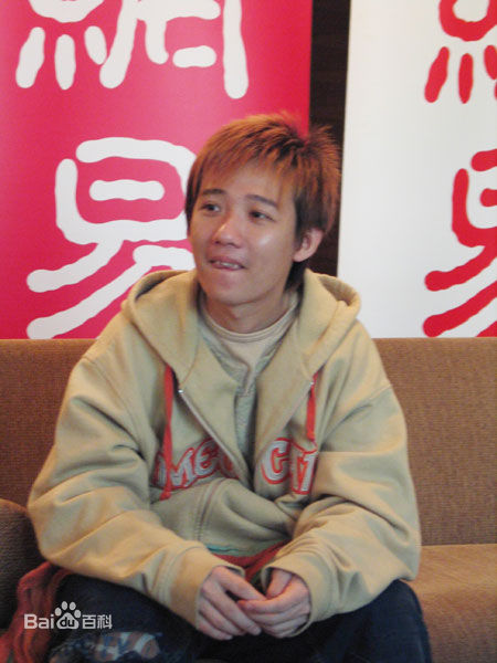 陈庆祥(Tan Kheng Seong)成长中的阿牛图片图集