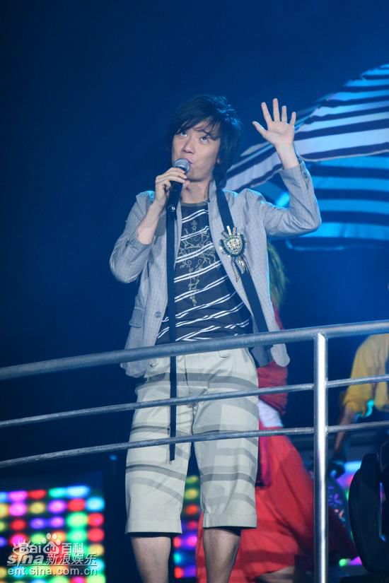 陈庆祥(Tan Kheng Seong)做客某网站壁纸壁纸