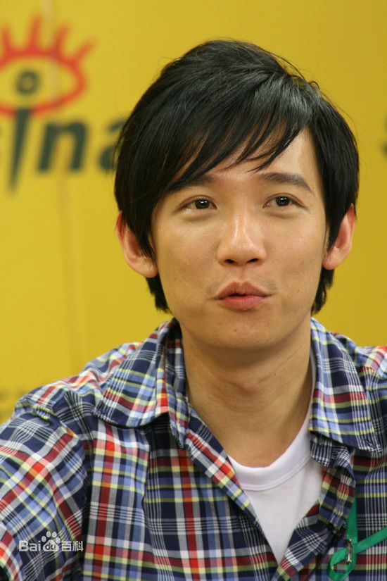 陈庆祥(Tan Kheng Seong)做客某网站壁纸壁纸