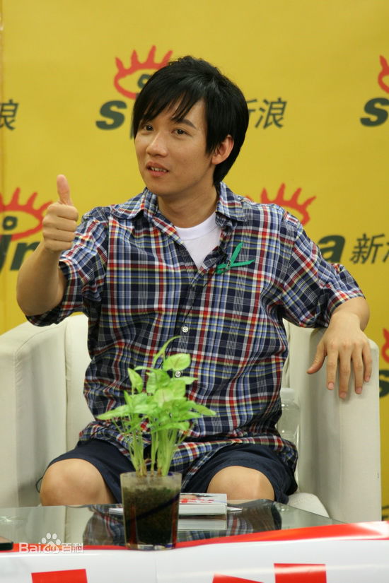 陈庆祥(Tan Kheng Seong)做客某网站壁纸壁纸