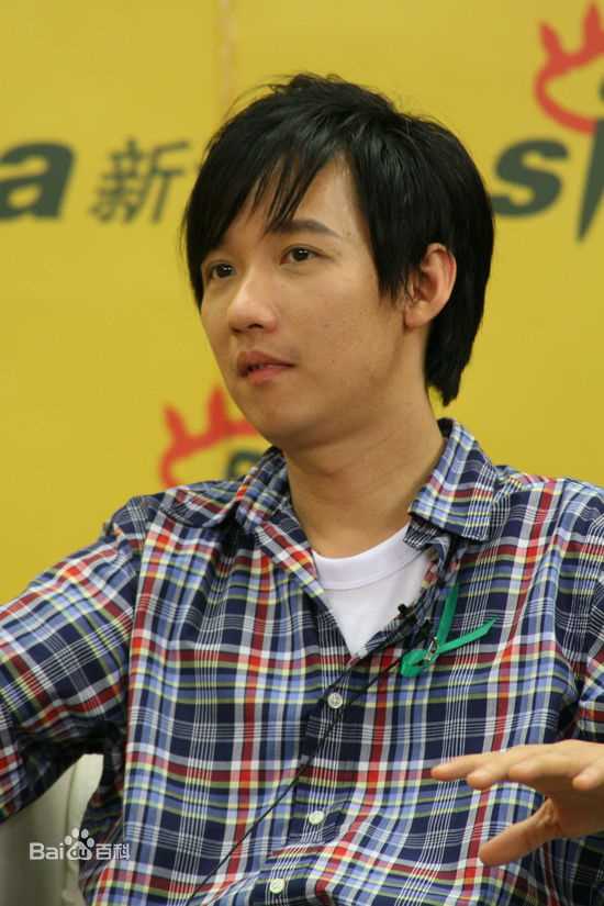 陈庆祥(Tan Kheng Seong)做客某网站壁纸壁纸