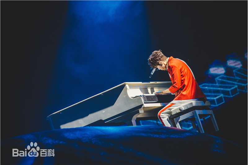 光良（艺名）(Michael Wong)今晚我不孤独演唱会照片前后照片