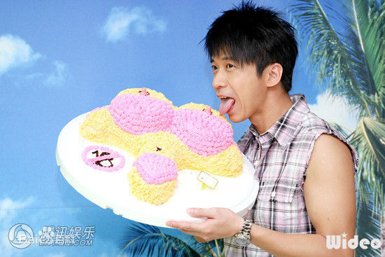 光良（艺名）(Michael Wong)2008年庆生会前后照片