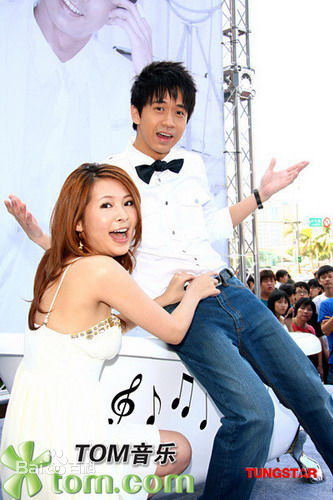 光良（艺名）(Michael Wong)台北签票会性感图片图集