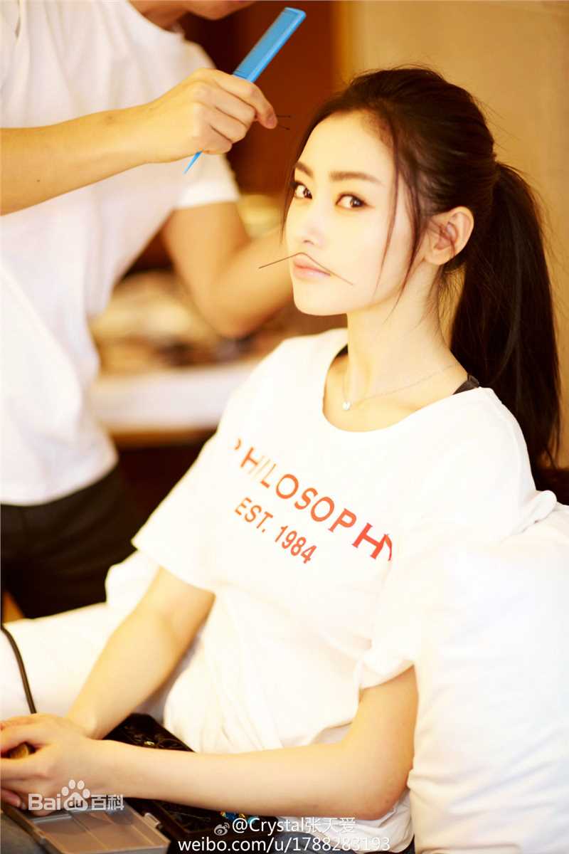 张天爱(Crystal)微博生活照素颜照相册