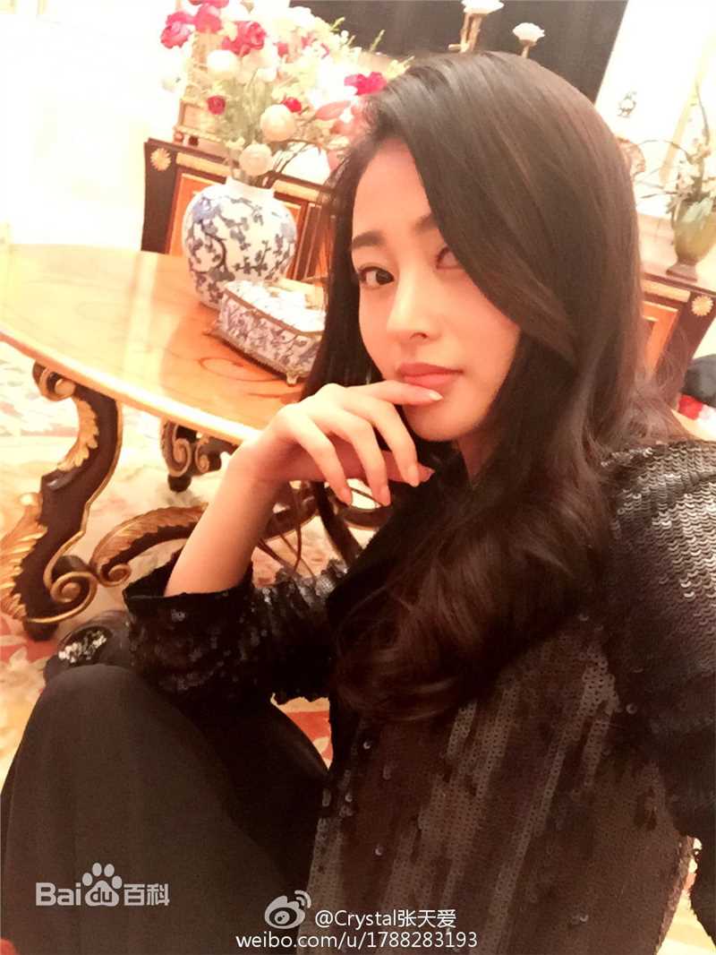 张天爱(Crystal)微博生活照素颜照相册